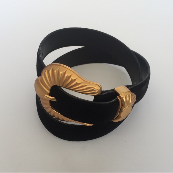 Vintage Suede Belt With Gold Tone Hardware - Picture 4 of 9